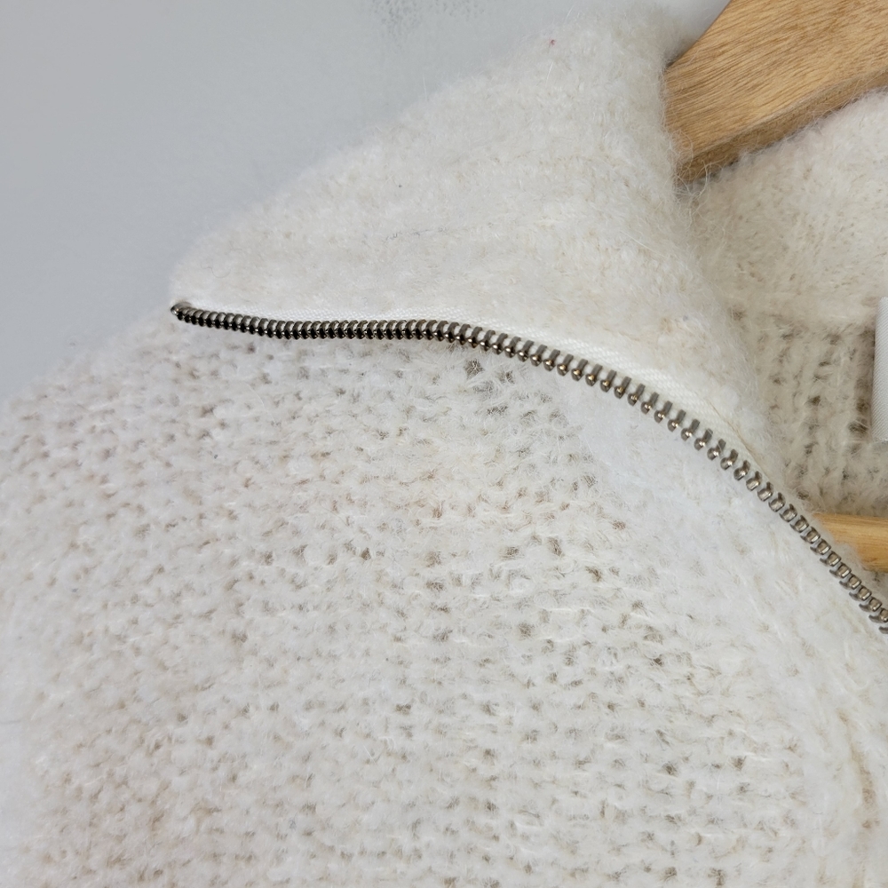 Aritzia Cream Half-Zip Textured Sweater - Picture 5 of 12